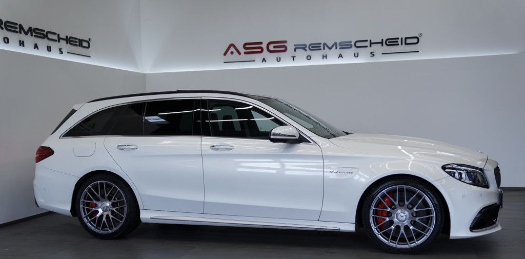 Mercedes Benz C 63 Amg