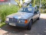 Mercedes-Benz 230 E