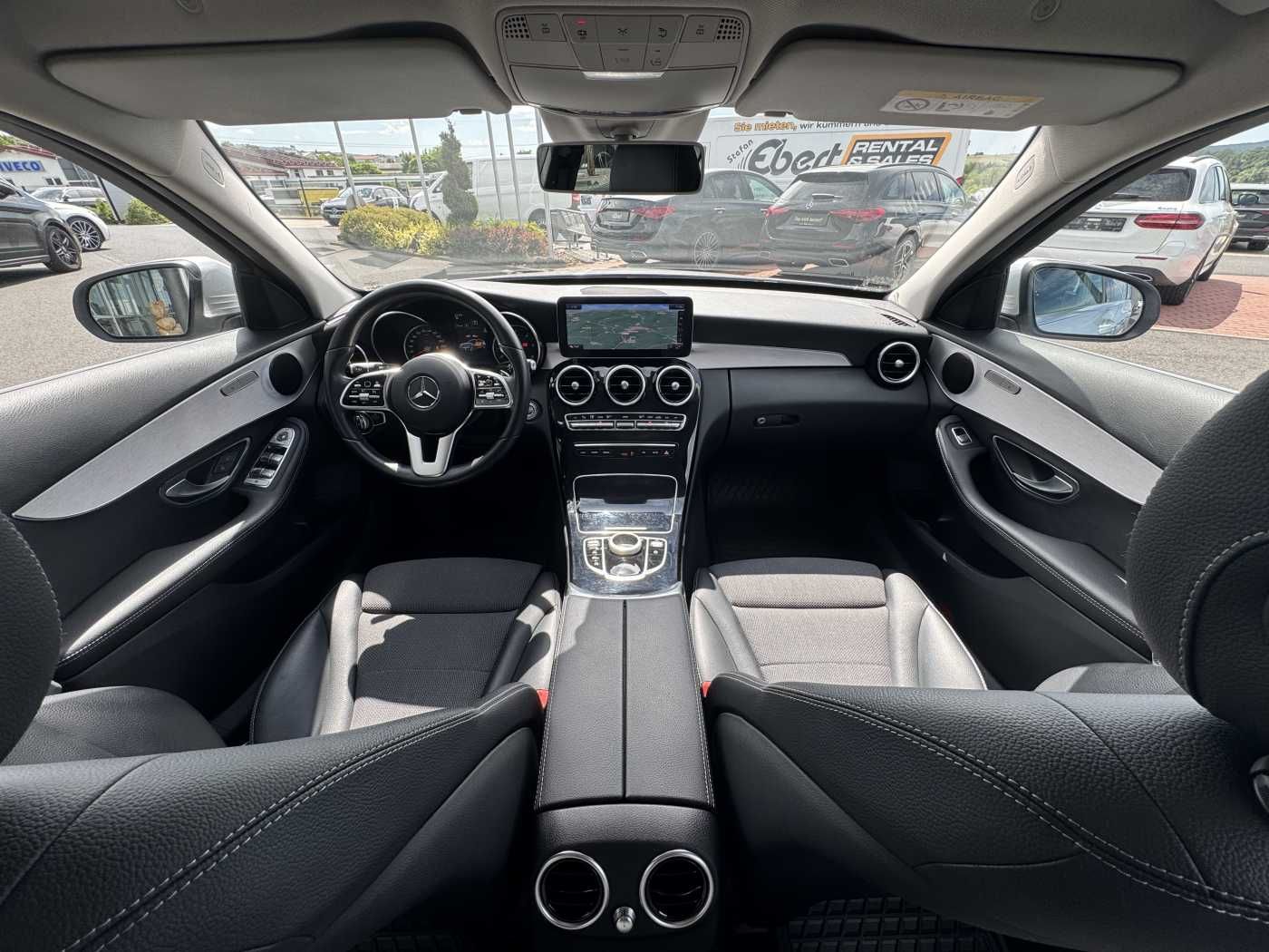 Fahrzeugabbildung Mercedes-Benz C 220d T Avantgarde+RKamera+LED+TotW+SpurH