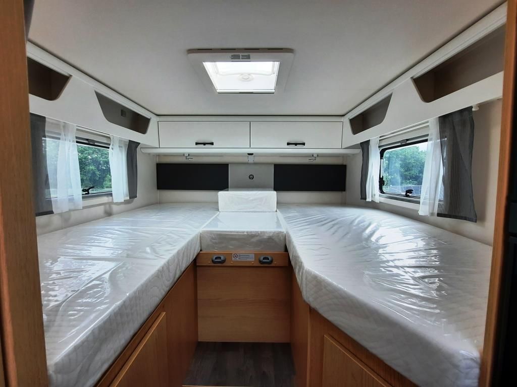 Fahrzeugabbildung Sunlight T 67 Adventure Edition Verfüg./Sparen Sie 4.086.