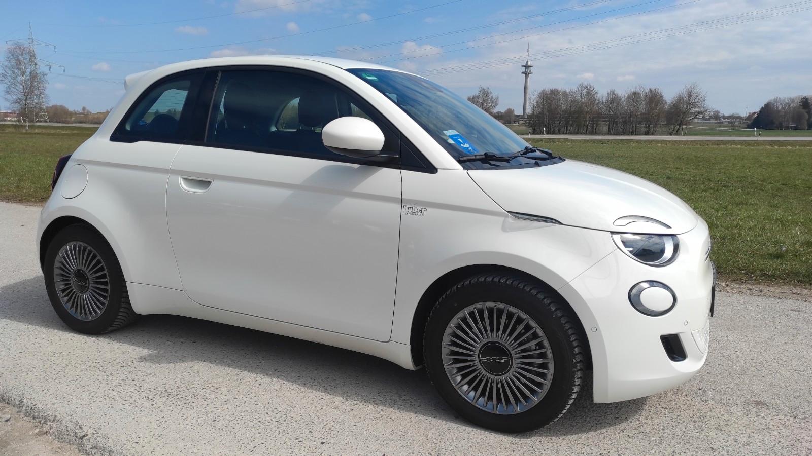 Fiat 500e  Komfort-Paket, Leichtmetallfelgen
