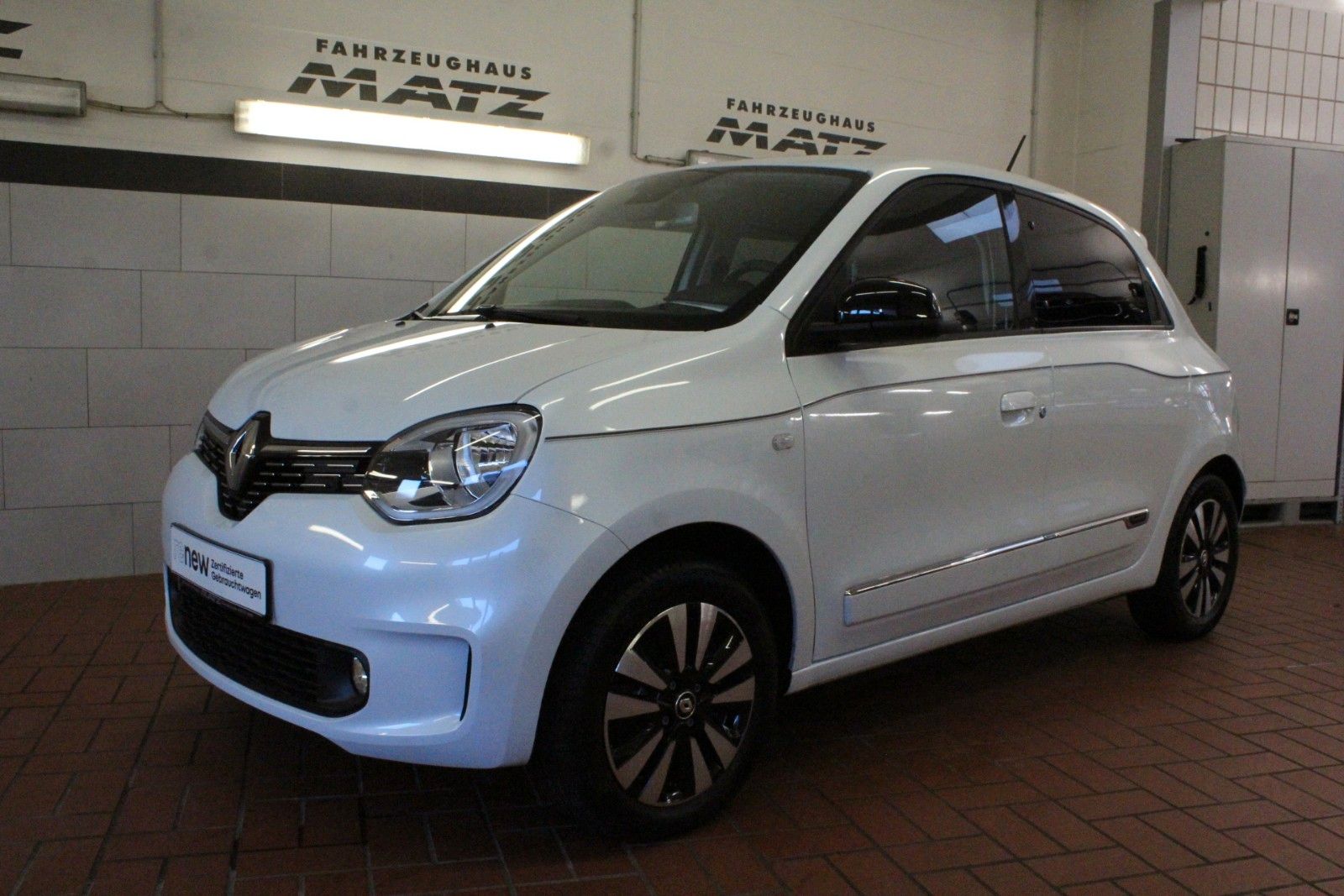 Fahrzeugabbildung Renault Twingo E-Tech 100% elektrisch*Plus Winterräder
