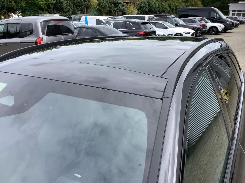 Mercedes-Benz E 220 d T AMG+MBUX+PANORAMA+DISTR+TOTW+NIGHT+AHK