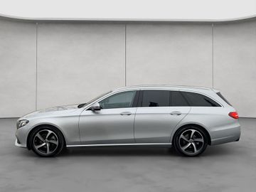 Mercedes E 200 - 2