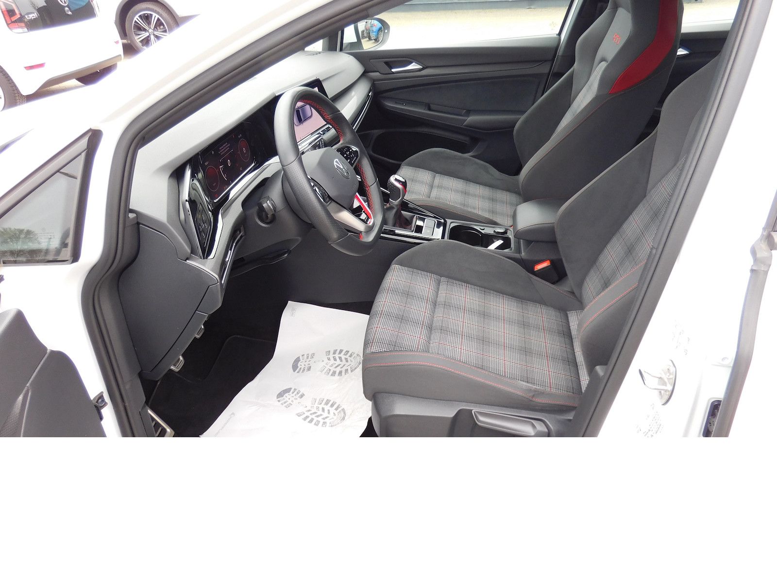 Volkswagen Golf GTI 2.0 VIII TSI Performance 4Trg Navi foto 10