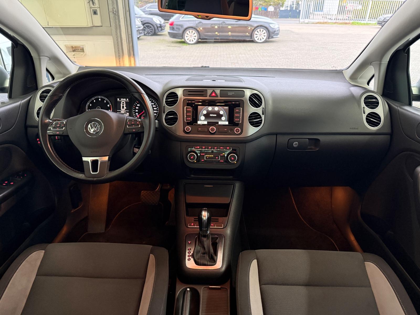 Volkswagen Golf Plus 1.4 TSI*AUTO*NAVI*TMP*PDC*AHK*SHZ*KLIM