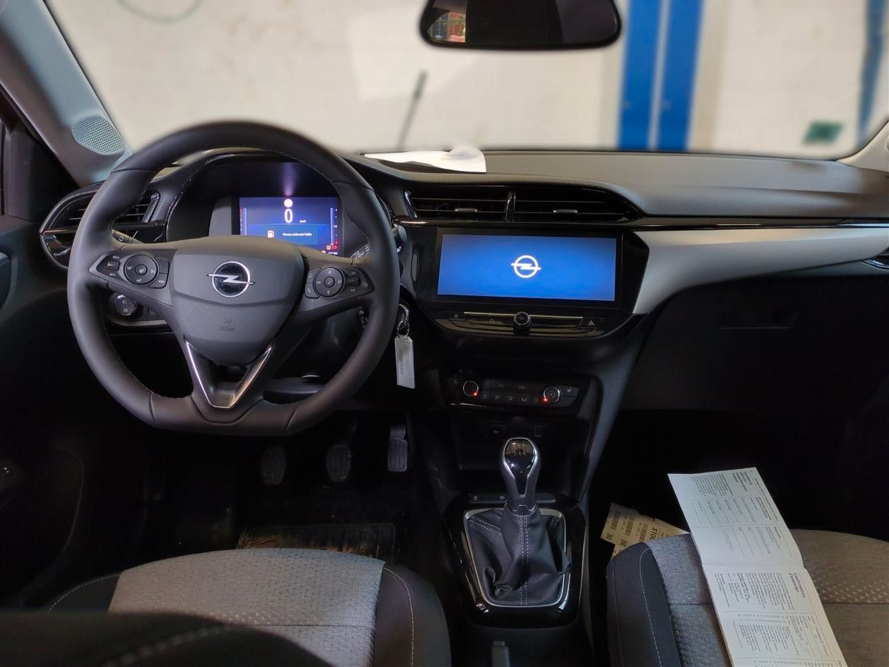 Fahrzeugabbildung Opel Corsa F 1.2 FACELIFT NAVI/LED/KAMERA/VIRT/SH/DAB