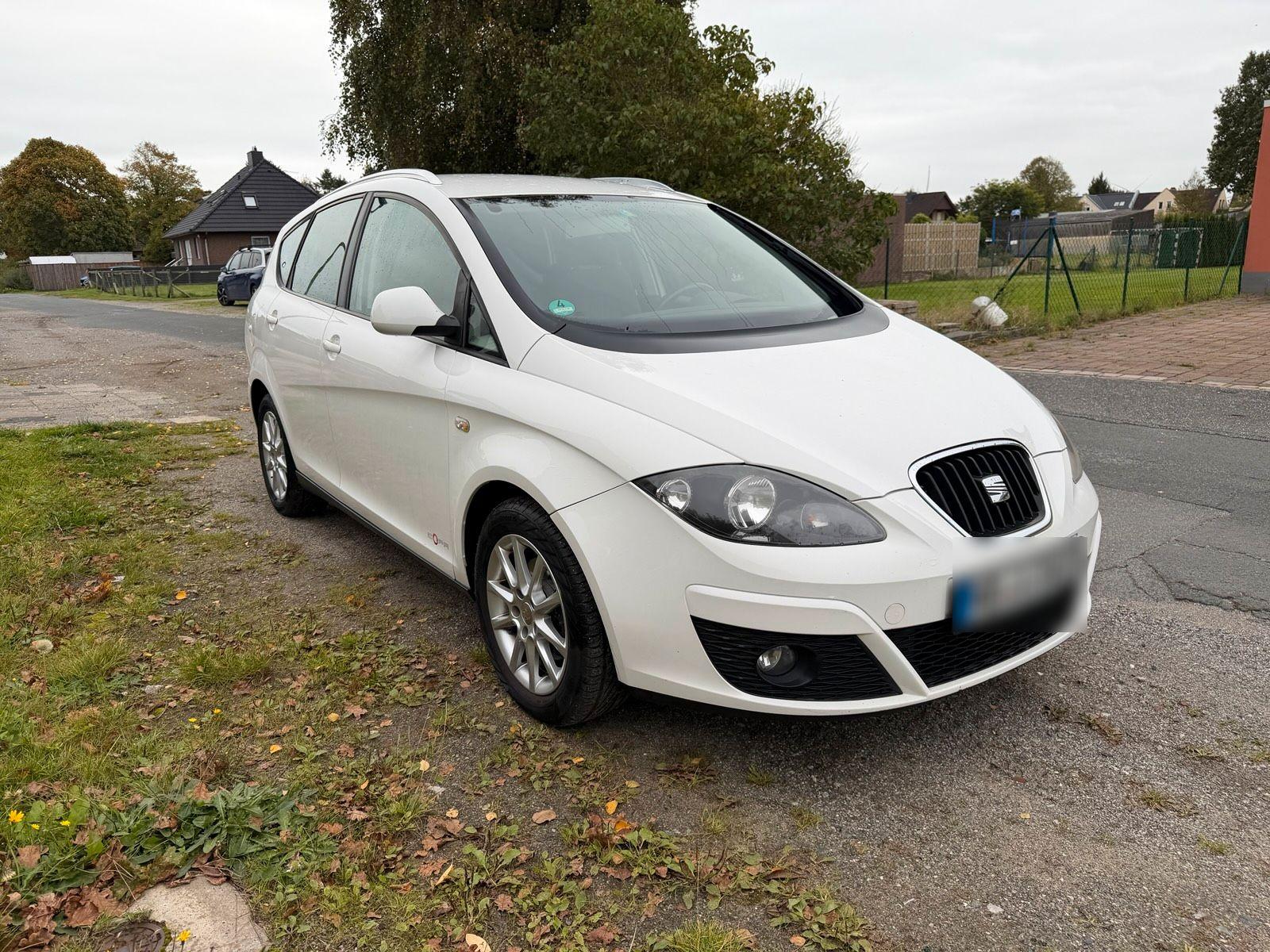 Seat Altea XL 2011 — photo 7