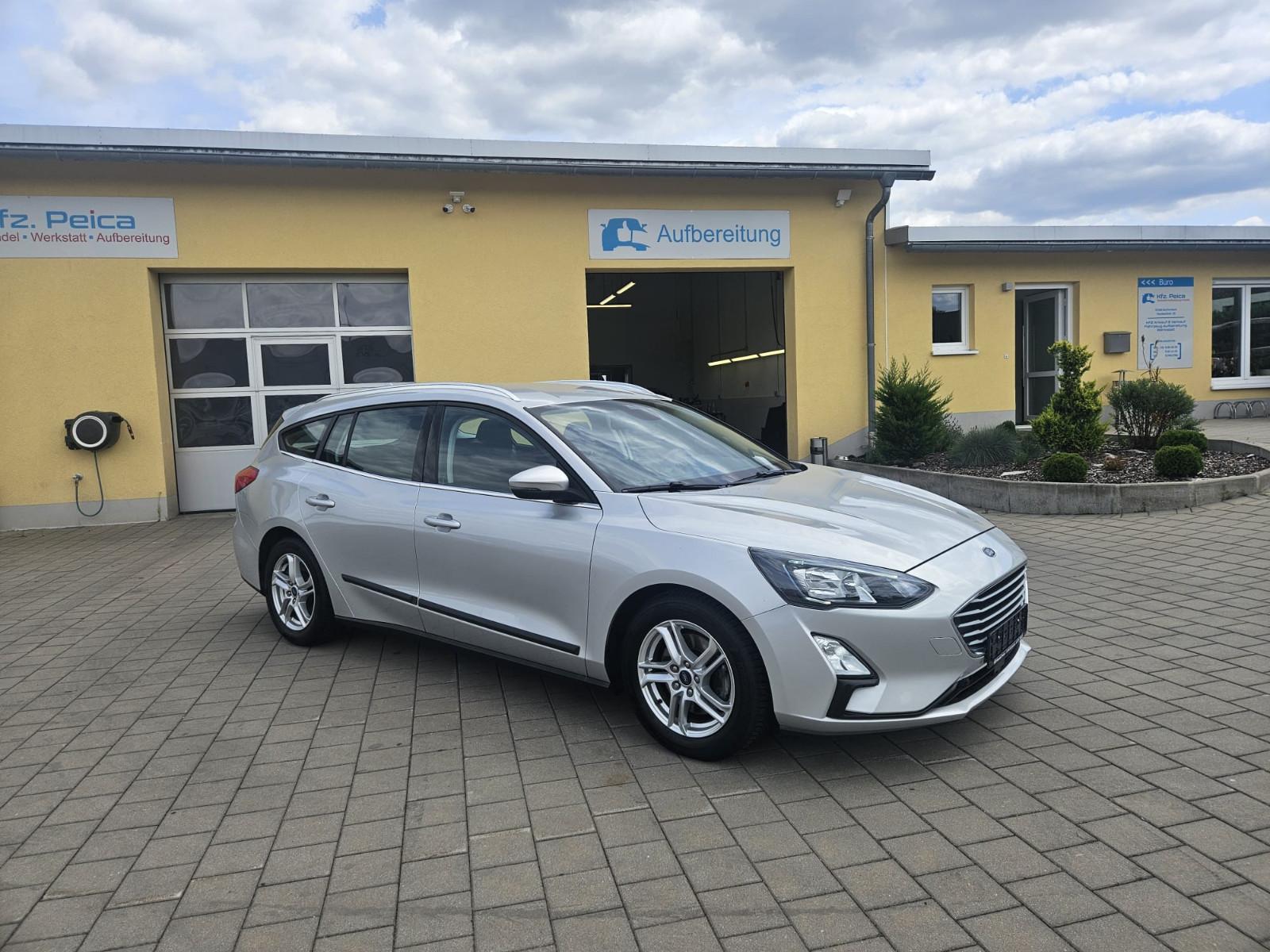 Ford Focus Turnier*1Hand*Android*Kamera*Bluetooth*LED