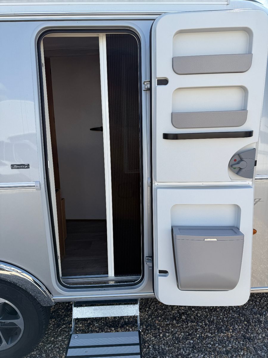 Fahrzeugabbildung HYMER / ERIBA / HYMERCAR Eriba Touring 530 -Legend - 5.849€ SPAREN