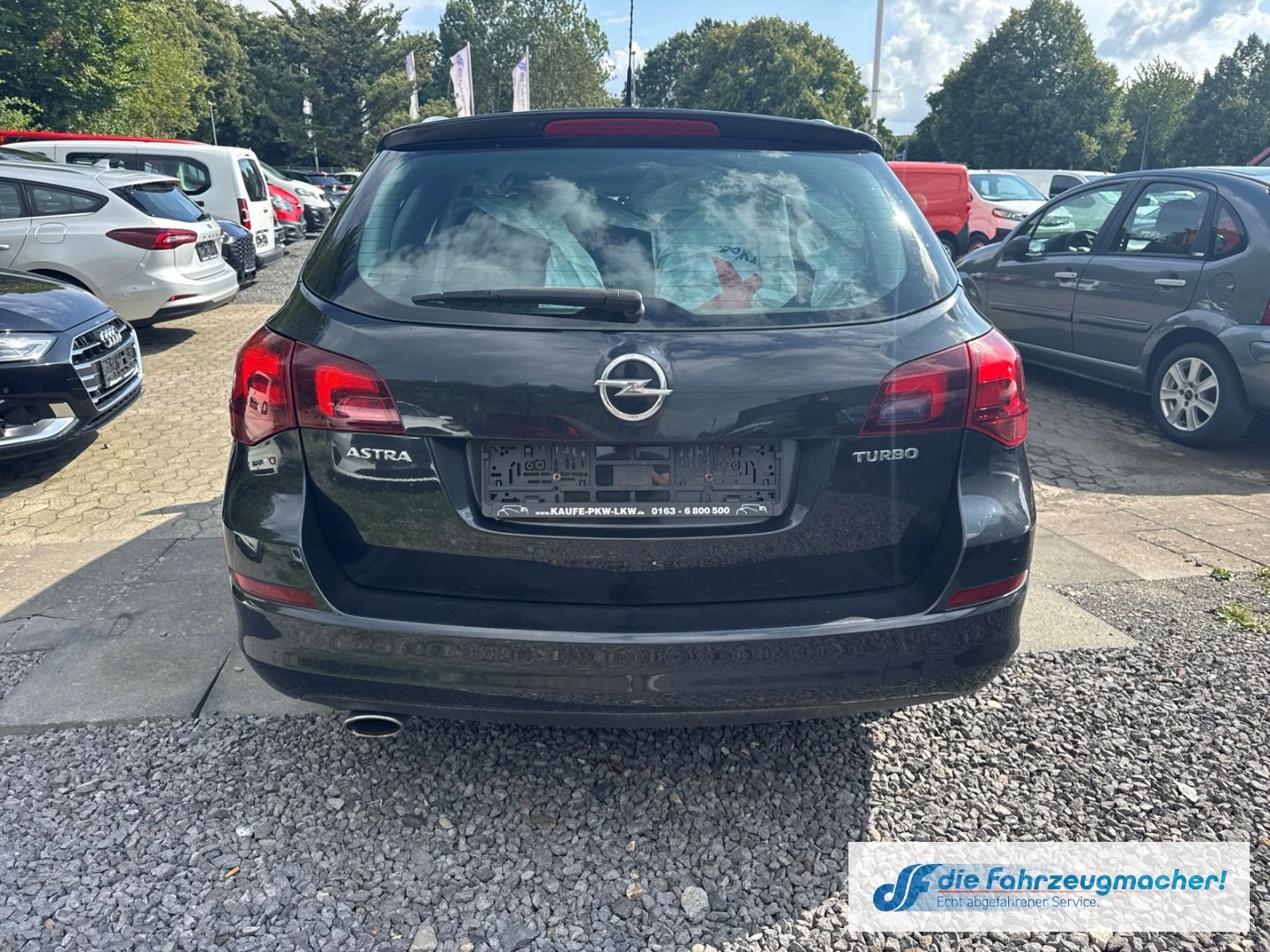 Fahrzeugabbildung Opel Astra J Sports Tourer Sport 1.4 Turbo *EXPORT