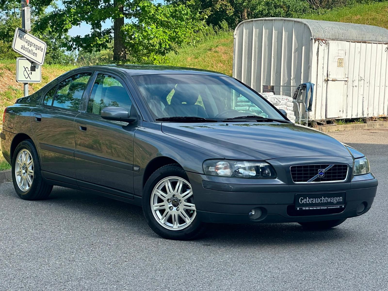 Volvo S60 D5 Momentum 120 KW  TOP ZUSTAND  87000-KM