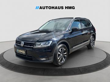 Volkswagen Tiguan - 1