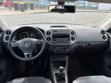 Volkswagen Tiguan - 8