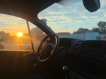 Opel Vivaro - 9