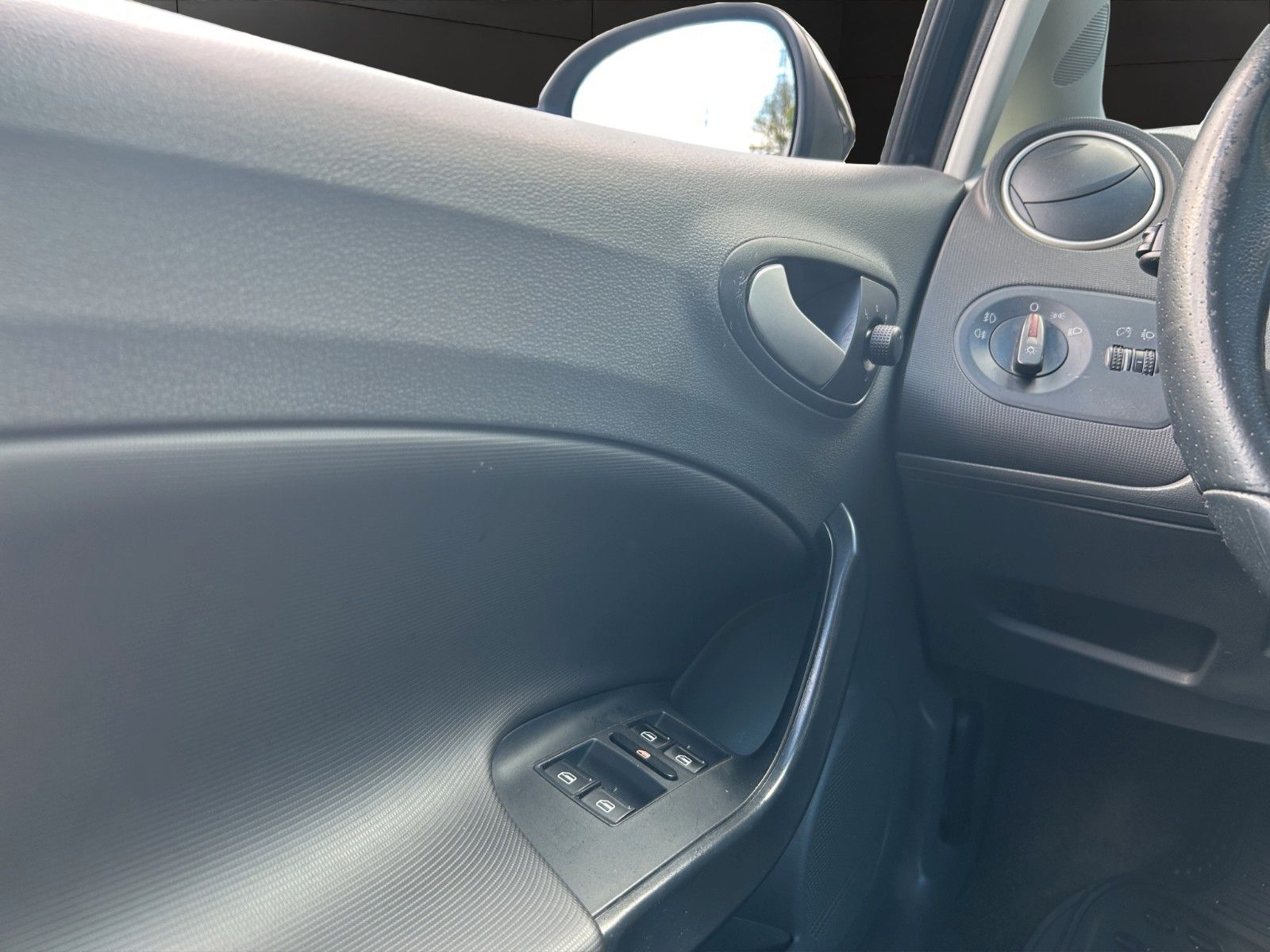 Fahrzeugabbildung SEAT Ibiza Lim. Stylance / Klimaautomatik/ 2.Hand /