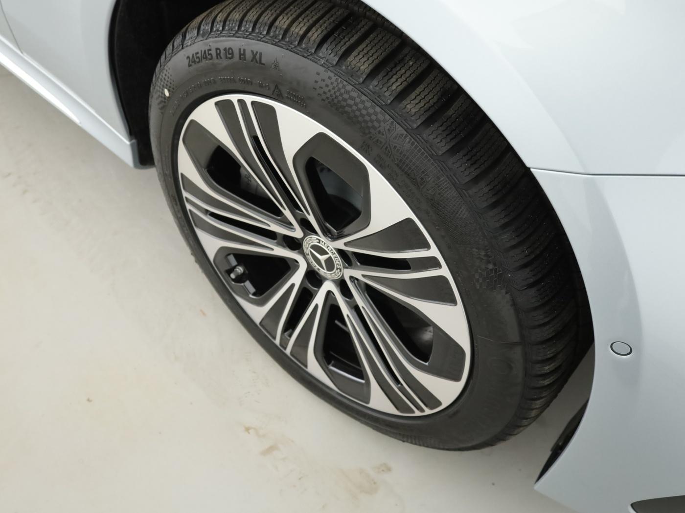 Mercedes-Benz E 220 d 4MATIC T-Modell 360 ACC AHK AUT Bel.Sitz