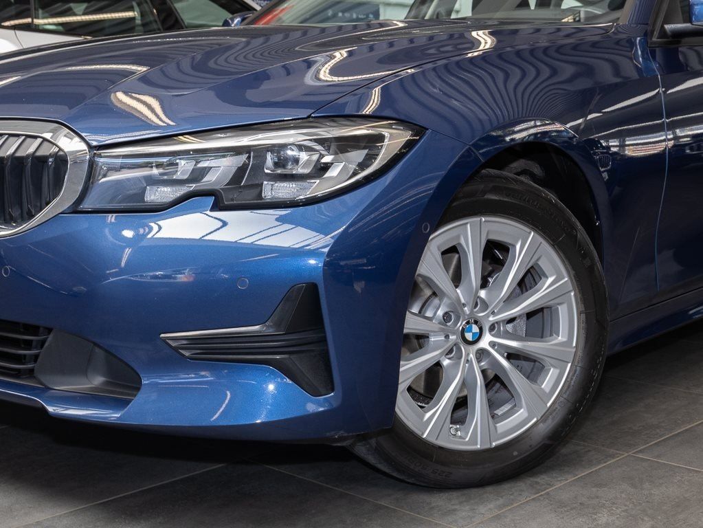 BMW 320d Touring (2019 - 2022) RFK NAVI Standh. LED foto 3