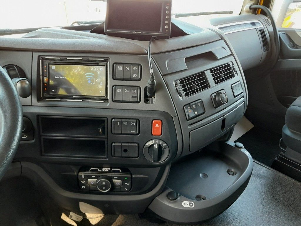 Fahrzeugabbildung DAF FT XF 530 SC PXP, 4x4, Kipphydraulik