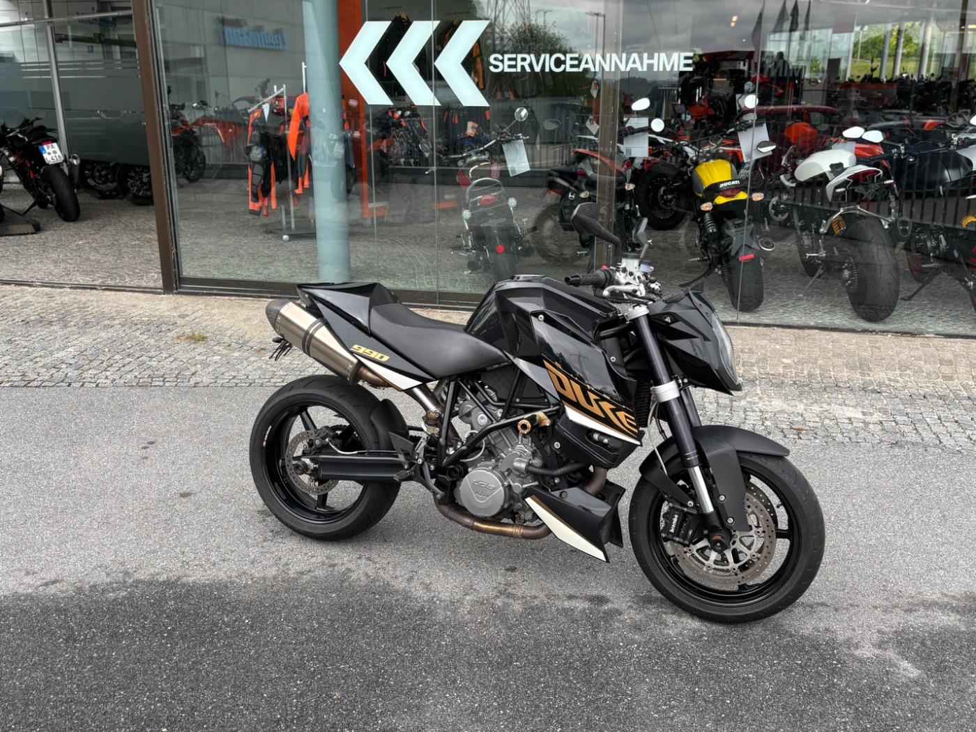 KTM 990 Super Duke