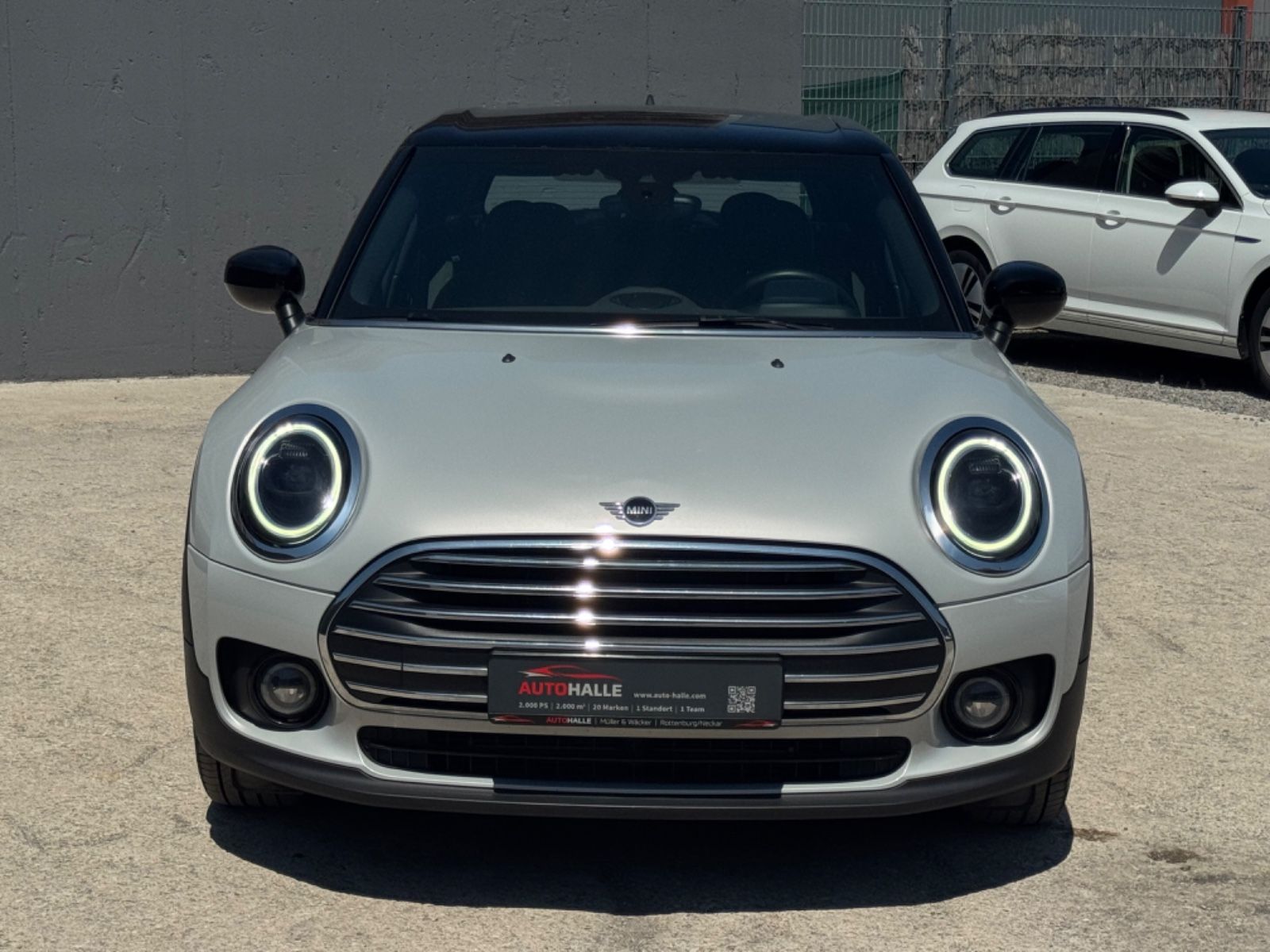 Fahrzeugabbildung MINI Cooper Clubman Classic Trim Klima SHZ PDC CAM