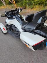 Can-Am Spyder F3 T - Can-Am Quad
