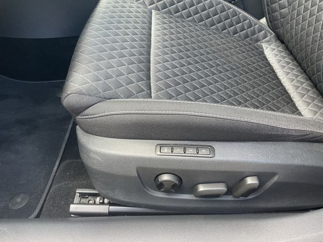 Skoda Superb Combi III 2.0 TDI DSG Ambition NAVI CAM