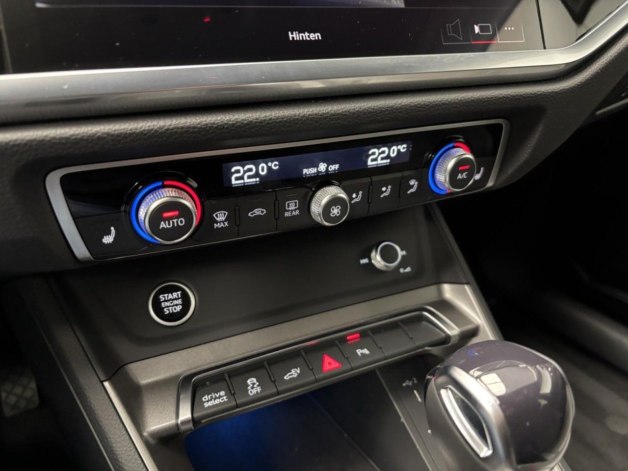 Audi Q3 45 TFSIe Klima Navi Leder Rückfahrkamera foto 13