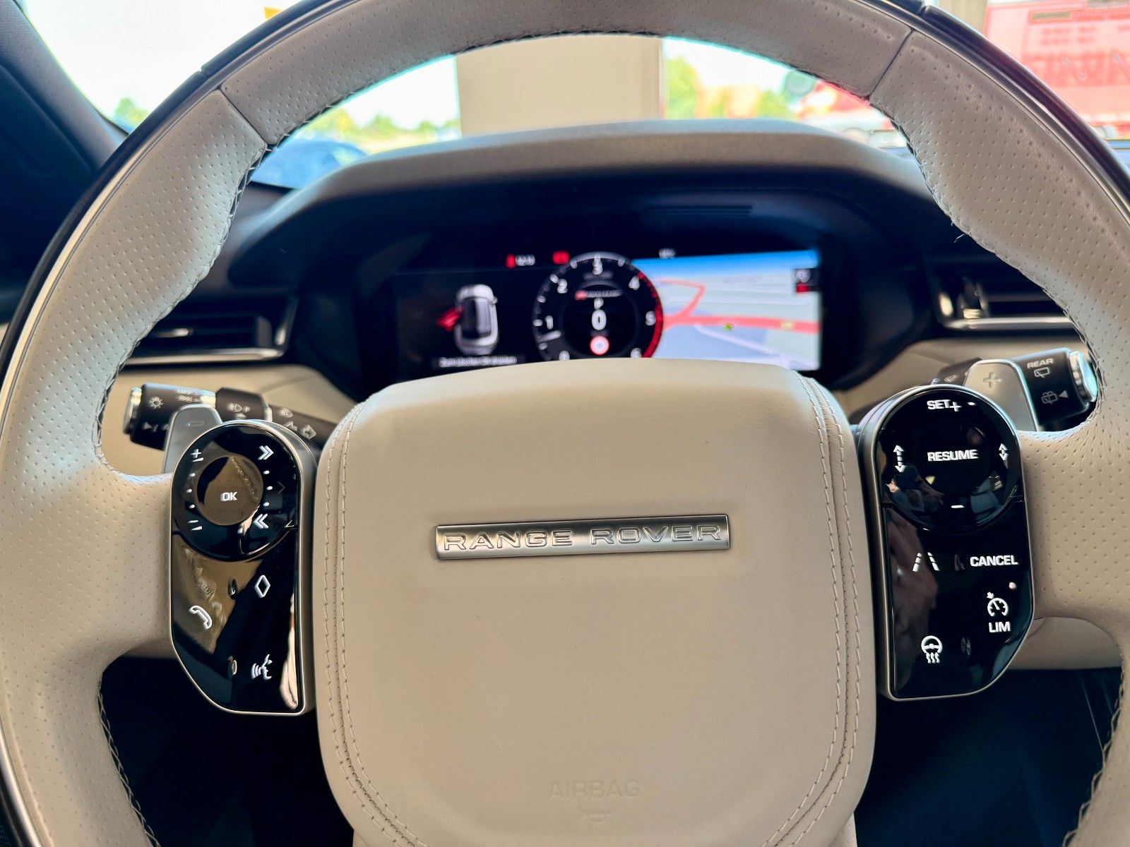 Fahrzeugabbildung Land Rover Range Rover Velar R-Dynamic HSE Design Black