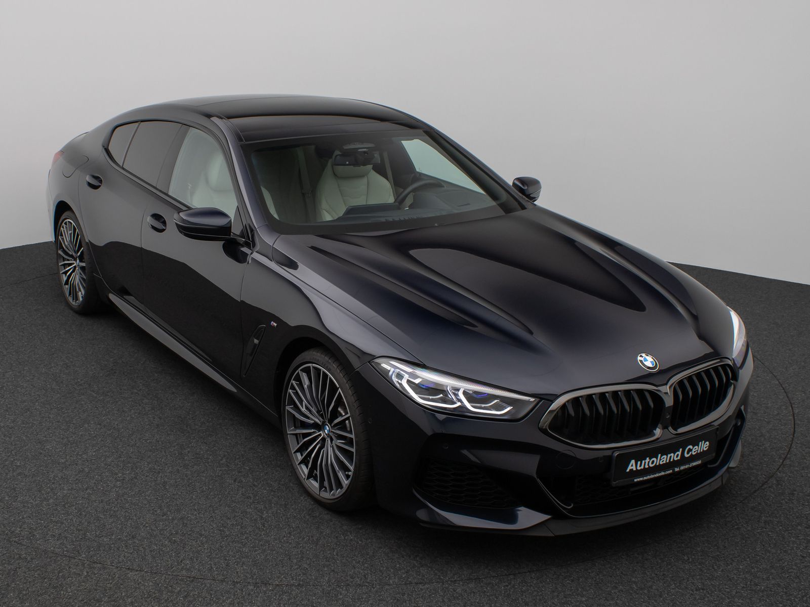 Fahrzeugabbildung BMW M850i xD GC Panorama 360° Laser HUD H/K SoftCl
