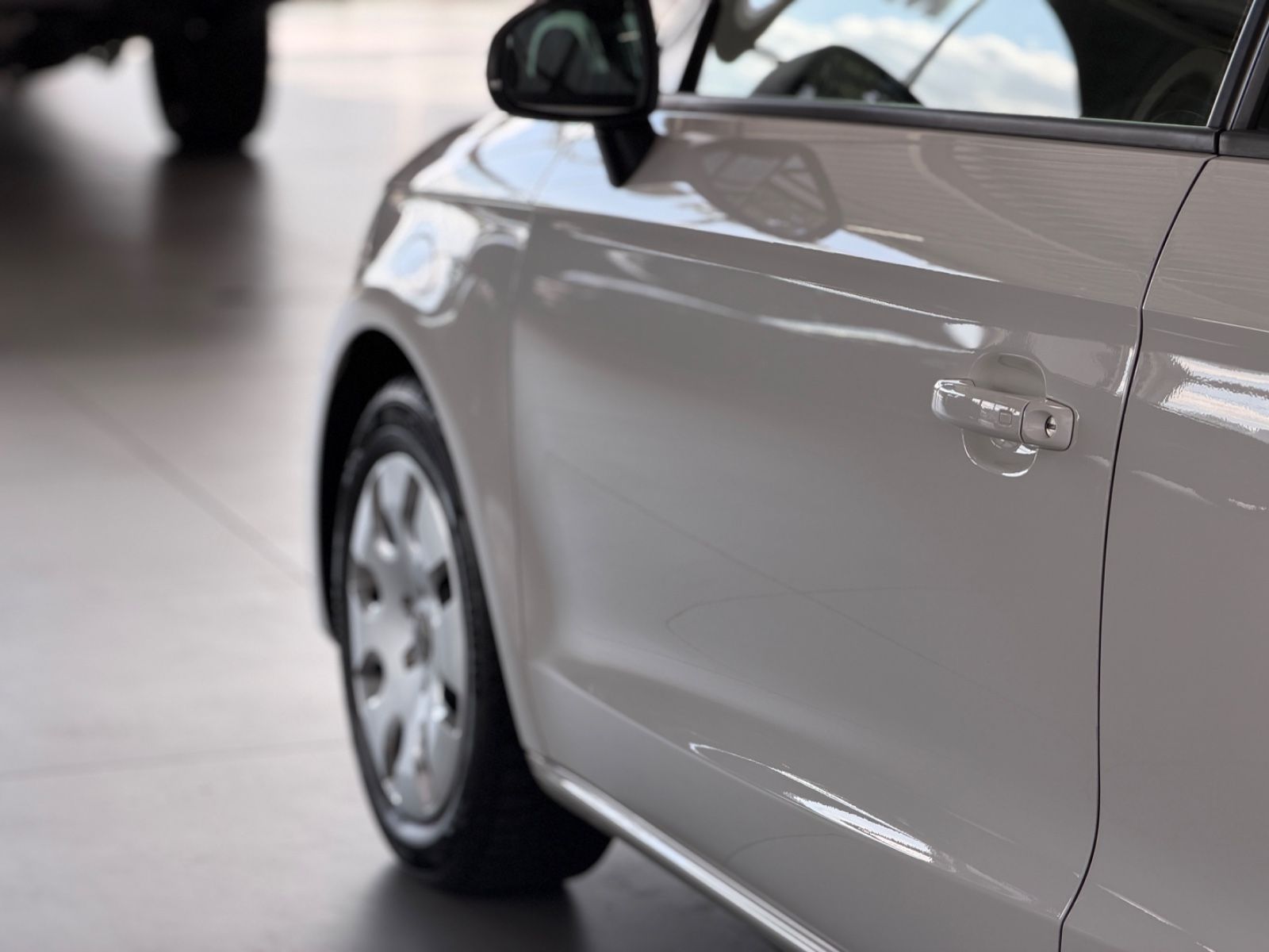 Fahrzeugabbildung Audi A1 1.0 TFSI 1.Hand Klima Tempomat Komfort Paket