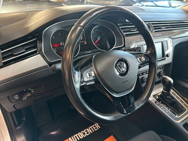 MYAUTOCENTER – Gebraucht- und Jahreswagen mit Werkstattservice in Pfaffenhofen Volkswagen Passat *KEYLESS*MASAGE*360°*ACC*AHK*3-ZONEN*LED*