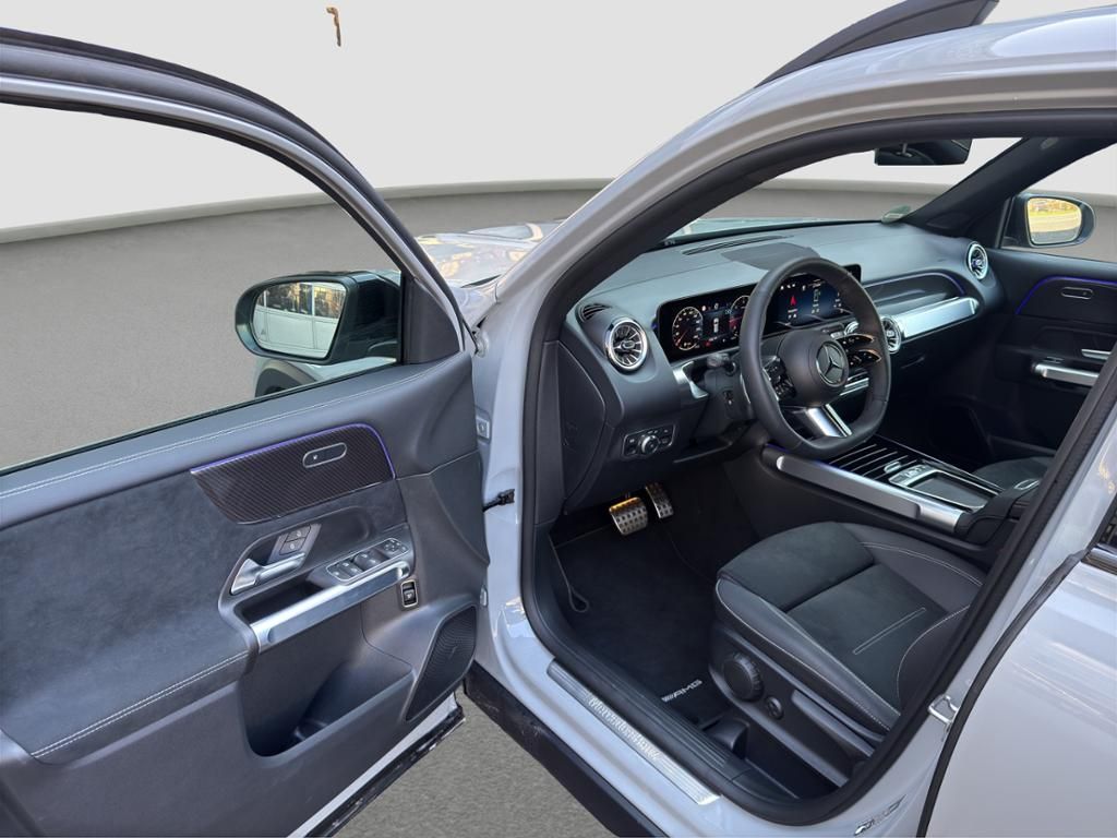 Fahrzeugabbildung Mercedes-Benz GLB 200 d AMG*Night*Multibeam*Sitzh*AHK*PDC*360°