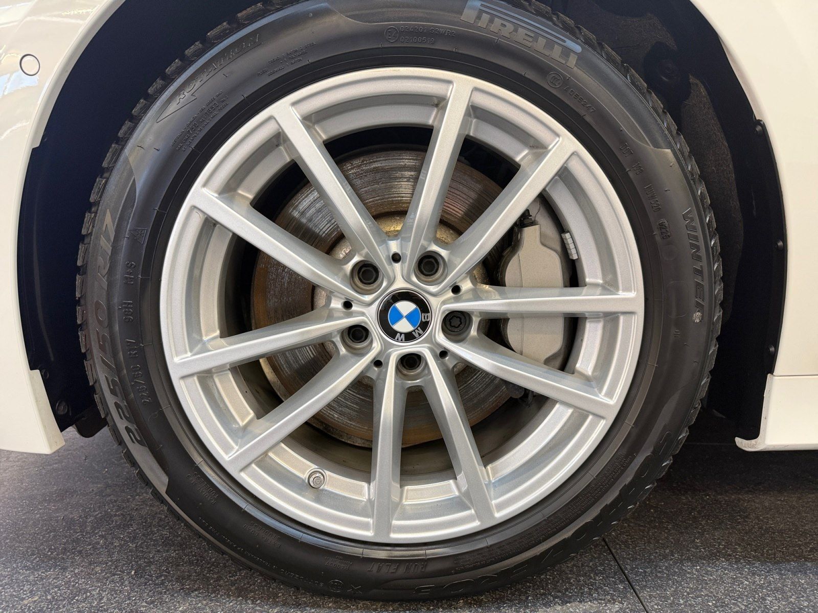 BMW 330 - Bild 15