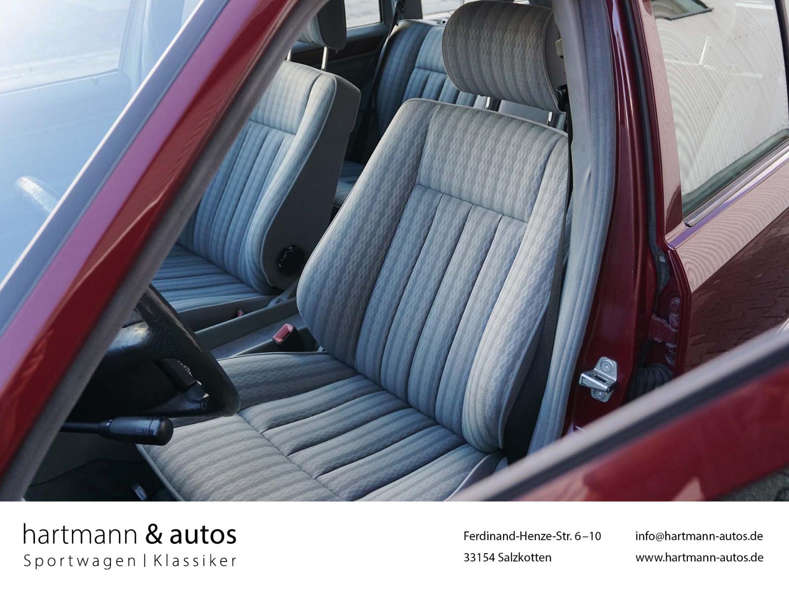MERCEDES-BENZ 230 TE 32 ch BVA - 3ème MAIN - ROUGE BAROLOR - 271600 km