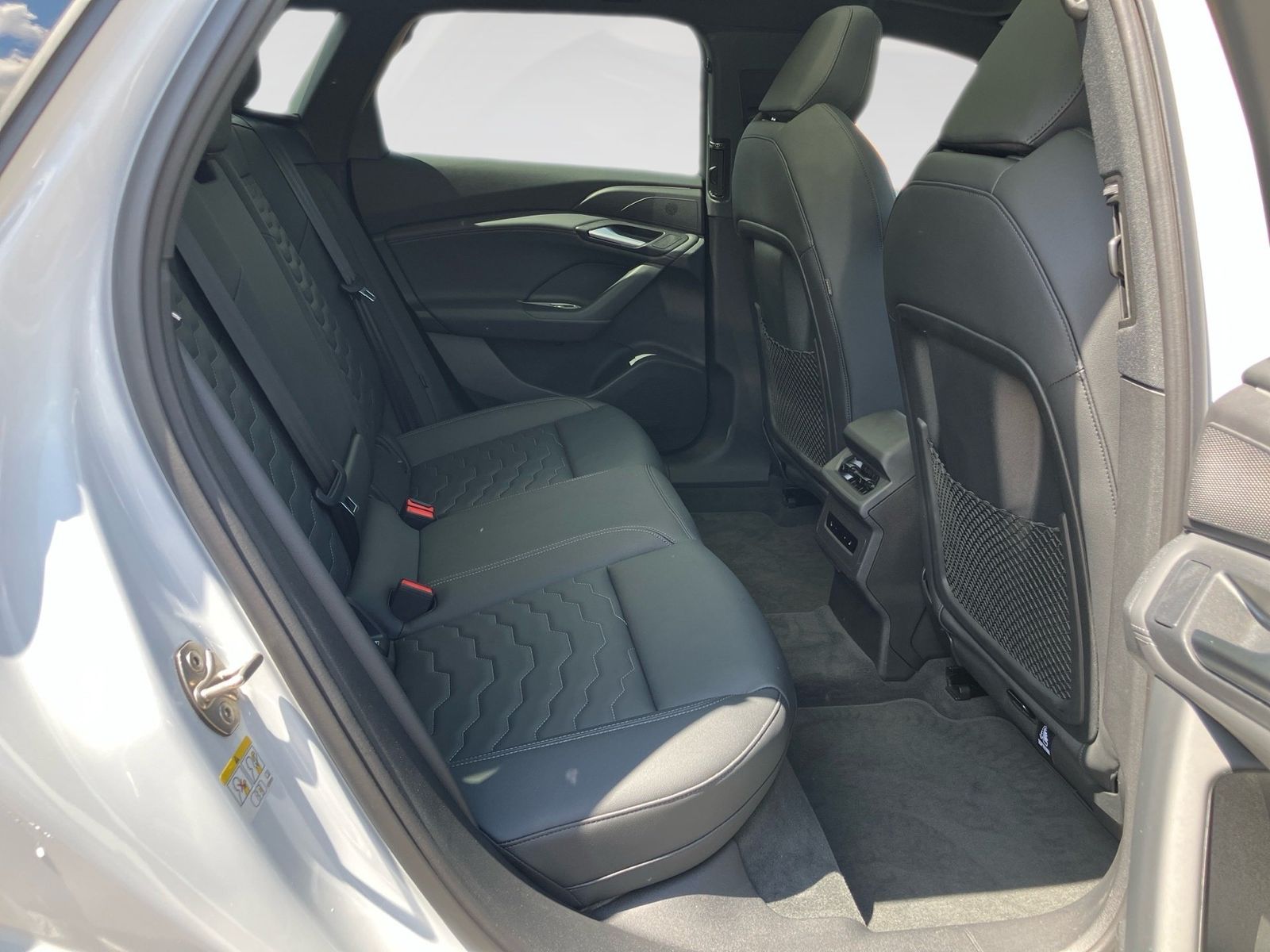 Audi A6 e-tron - Bild 10