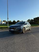 Ford Focus 1,5 EcoBlue 85kW Active Des. Turnier A... - Ford Focus mit Diesel-Antrieb: 1.8