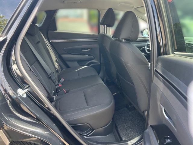 Fahrzeugabbildung Hyundai Tucson Trend Hybrid 2WD Navi Digitales Cockpit L