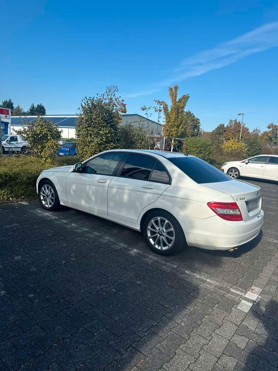 Mercedes-Benz C 200