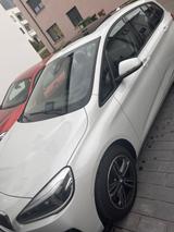 BMW 220 Gran Tourer 220i Steptronic Sport Line S... - weiße BMW 220 Gran Tourer