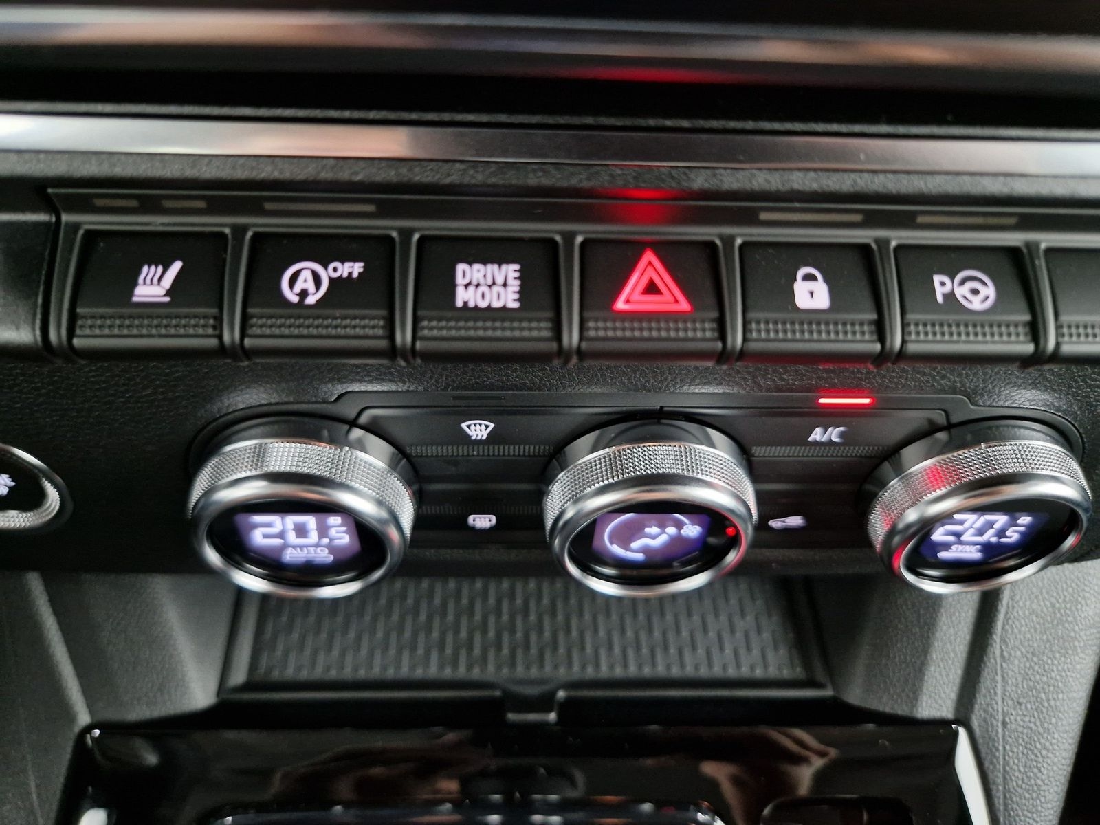 RENAULT Grand Kangoo Techno TCE 130 EDC L2 – Bild 18