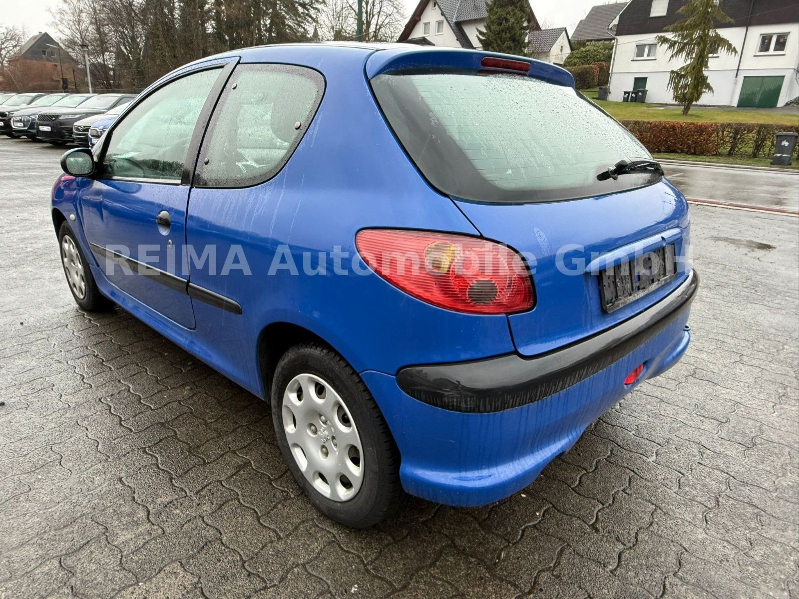 Fahrzeugabbildung Peugeot 206 1,2i Petit Filou