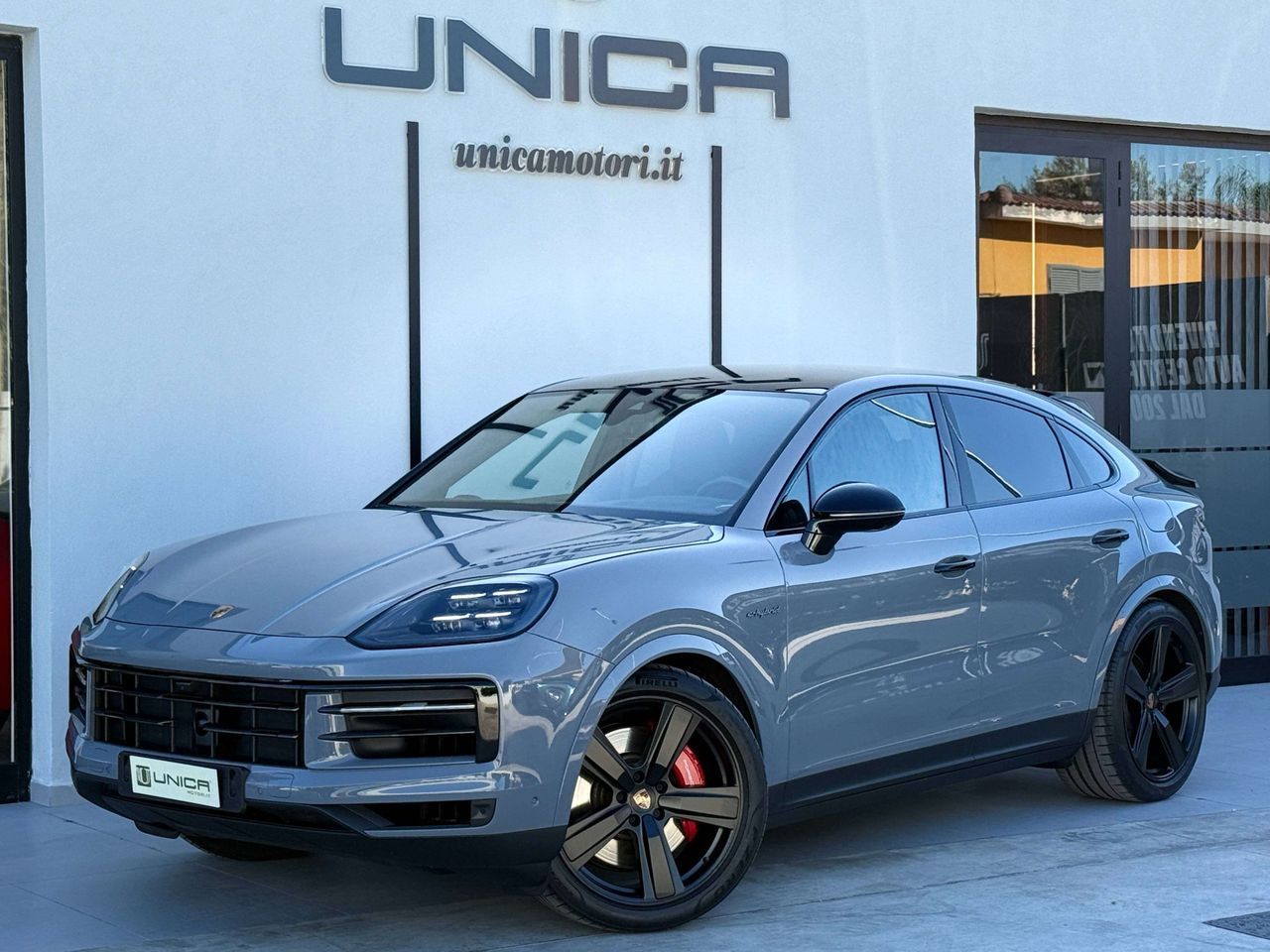 Porsche Cayenne S Coupè 3.0 e-hybrid 519 CV TipT imagem 2