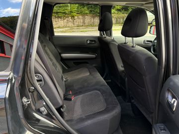 Nissan X-Trail - 12