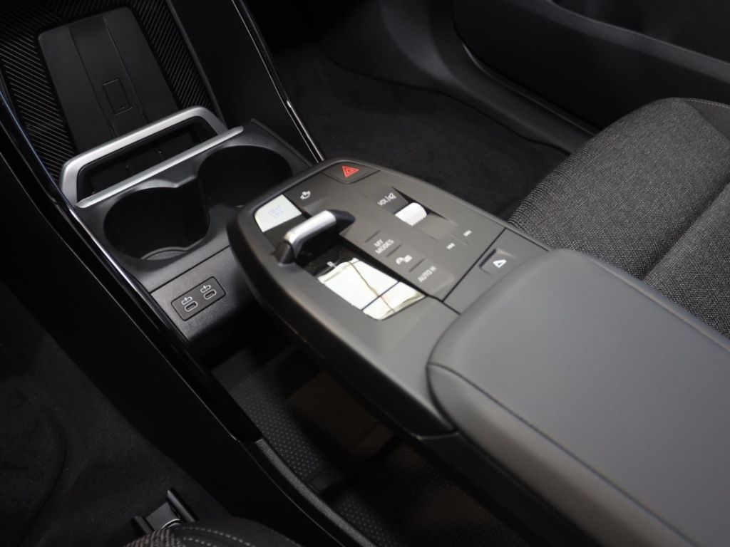 BMW iX1 - Bild 10