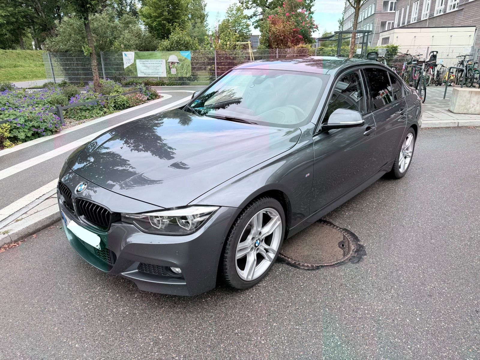 BMW 320i M Sport HUD 360°  AHK BMW Service bis 11/28