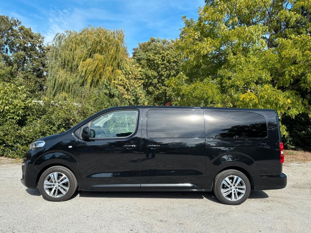 Image of Peugeot Traveller