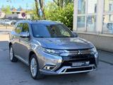Mitsubishi Outlander PHEV Top 4WD Voll Ausgestattet - Mitsubishi Gebrauchtwagen in Hannover