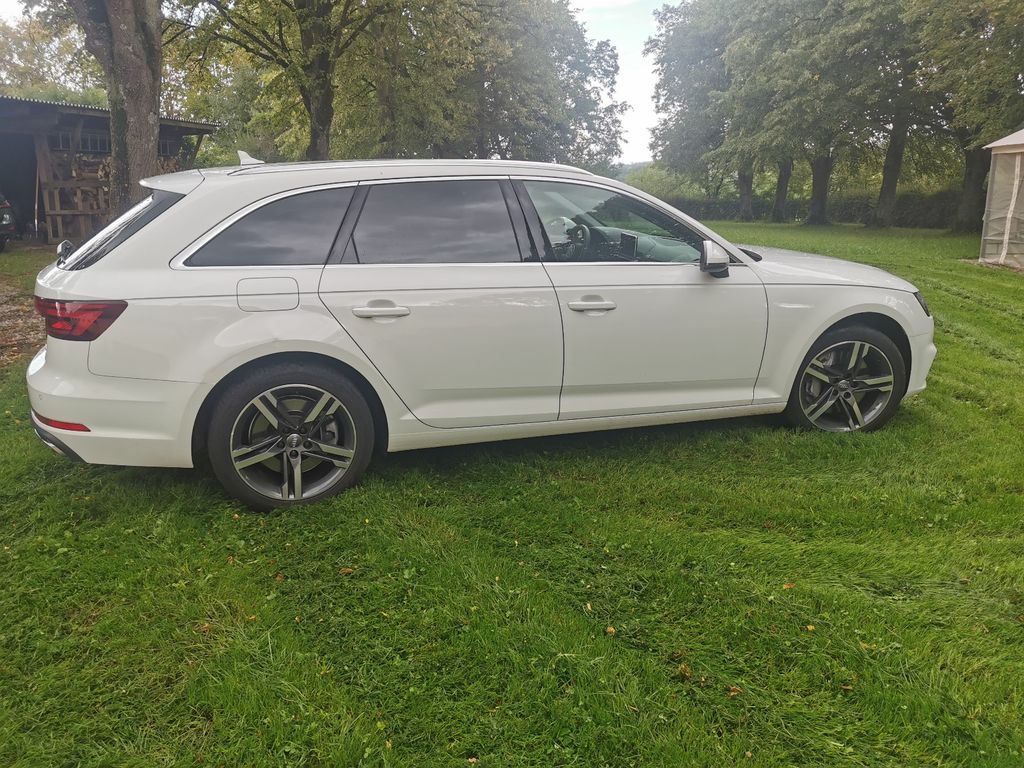 Image of Audi A4