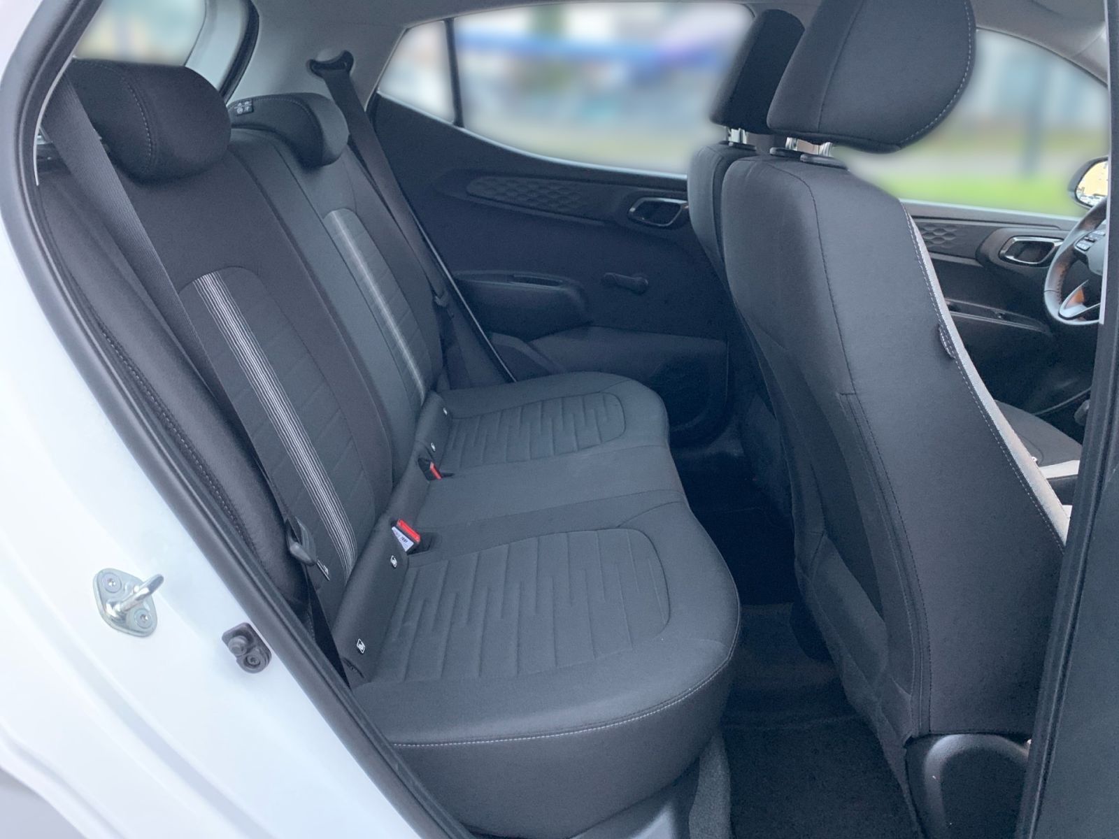 Fahrzeugabbildung Hyundai i10 1.0 Select Navi Kamera